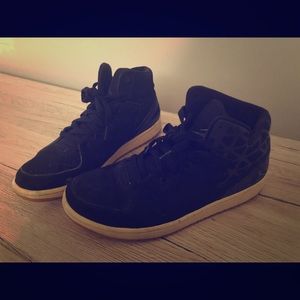 Men’s Nike Jordan black sneakers